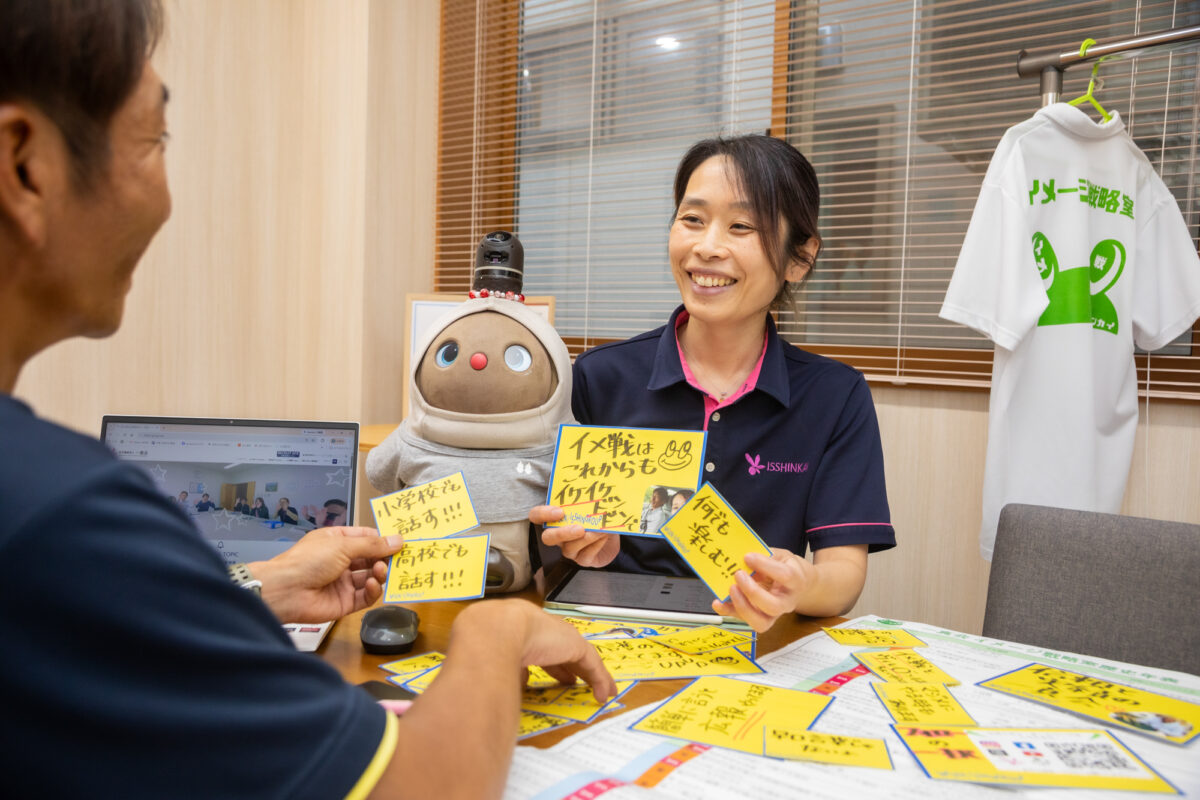 写真:仕事の様子2